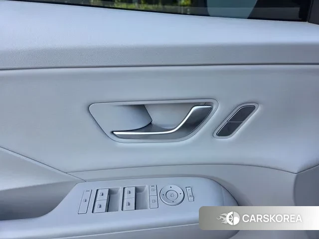 Hyundai Kona (SX2) 2024 Темно-зеленый из Кореи, фото 3