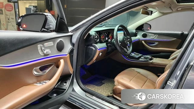 Mercedes-Benz E-Class W213 2019 Серый из Кореи, фото 3