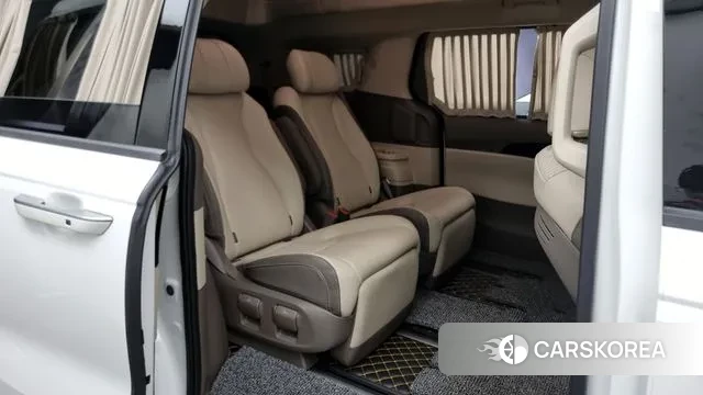Kia Carnival 4th generation 2023 Белый из Кореи, фото 3