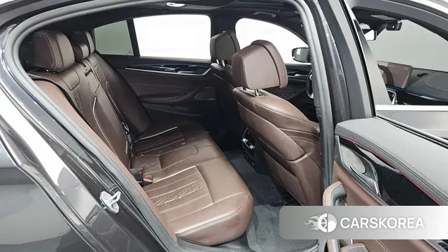 BMW 5 Series (G30) 2021 Серый из Кореи, фото 3