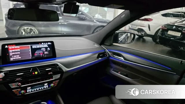 BMW 6 Series GT (G32) 2024 Черный из Кореи, фото 3