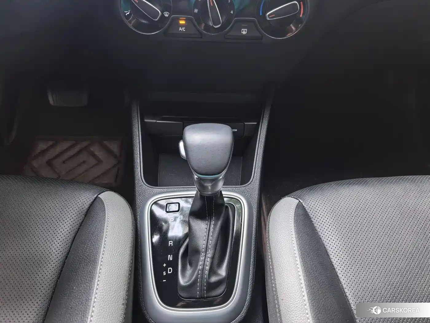 Kia KX1 2023 Белый из Китая, фото 3