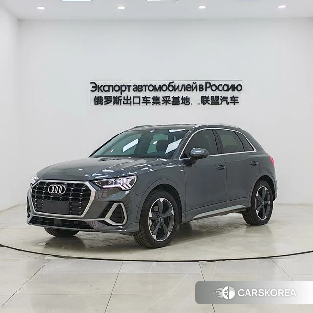 Audi Q3 2022 Темно-серый из Китая, фото 3