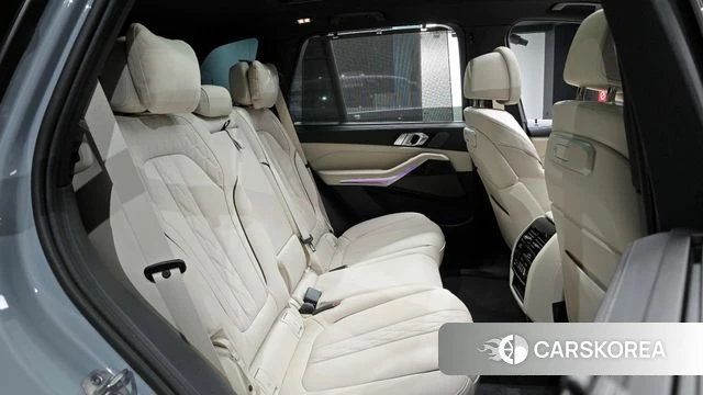 BMW X5 (G05) 2025 Серебристо-серый из Кореи, фото 3