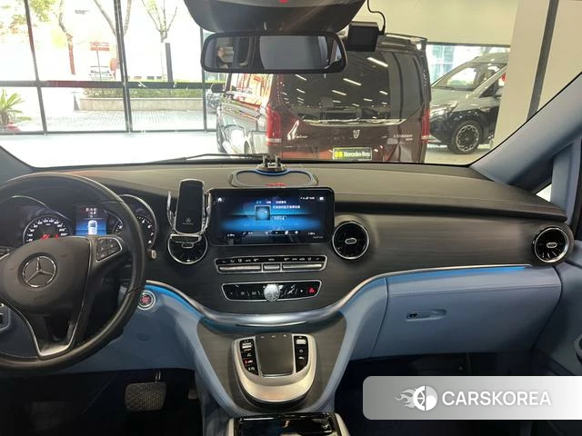 Mercedes-Benz V-class 2023 Черный из Китая, фото 2