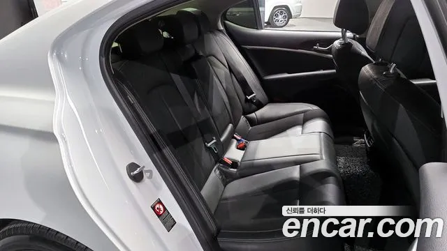 Genesis G70 id 2703450 из Кореи 3