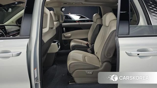 Kia The New Carnival 4th Generation 2025 Серебристо-серый из Кореи, фото 3