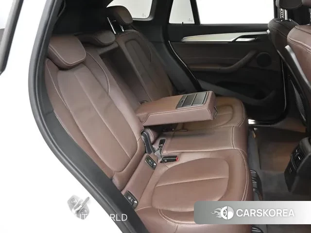 BMW X1 (F48) 2022 Белый из Кореи, фото 3