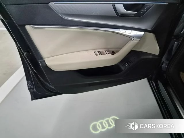 Audi A6 (C8) 2023 Синий из Кореи, фото 3