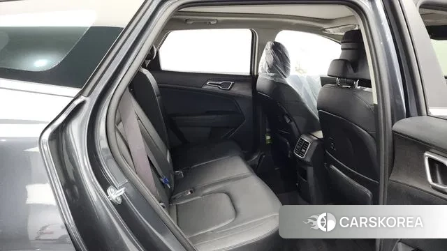 Kia Sportage 5th Generation 2023 Серый из Кореи, фото 3