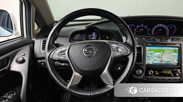 Ssangyong Korando Turismo 2018 Белый из Кореи, фото 3