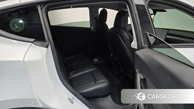 Tesla Model Y 2021 Белый из Кореи, фото 3