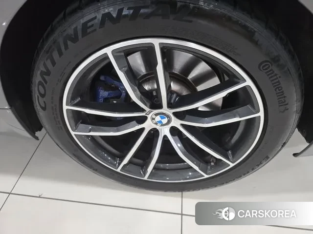 BMW 5 Series (G30) 2021 Серый из Кореи, фото 3