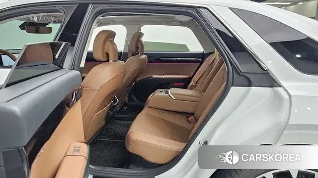 Hyundai Grandeur Hybrid (GN7) 2023 Белый из Кореи, фото 3