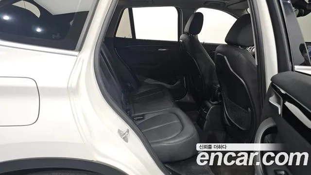 BMW X1 (F48) 2022 Белый из Кореи, фото 3