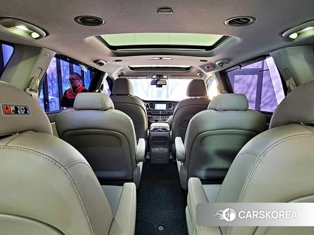 Kia The New Carnival 2018 Черный из Кореи, фото 3