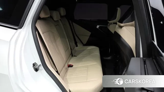 BMW X3 (G45) 2024 Белый из Кореи, фото 3