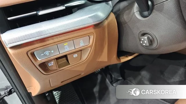 Genesis G80 (RG3) 2023 Серебряный из Кореи, фото 3