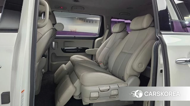 Kia The New Carnival 2019 Белый из Кореи, фото 3