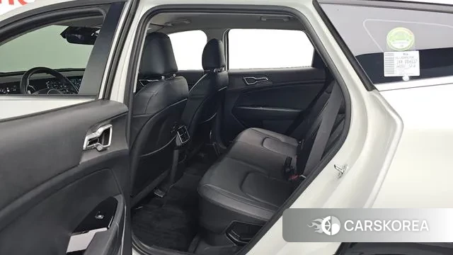 Kia Sportage 5th Generation Hybrid 2021 Белый из Кореи, фото 3