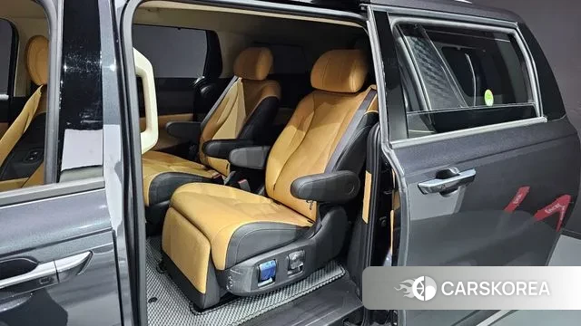 Kia Carnival 4th generation 2023 Серый из Кореи, фото 3