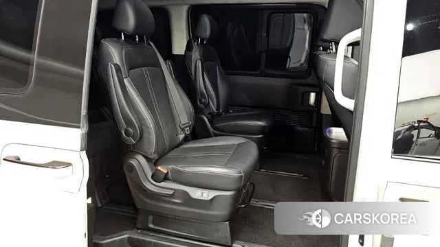 Hyundai Staria 2024 Белый из Кореи, фото 3