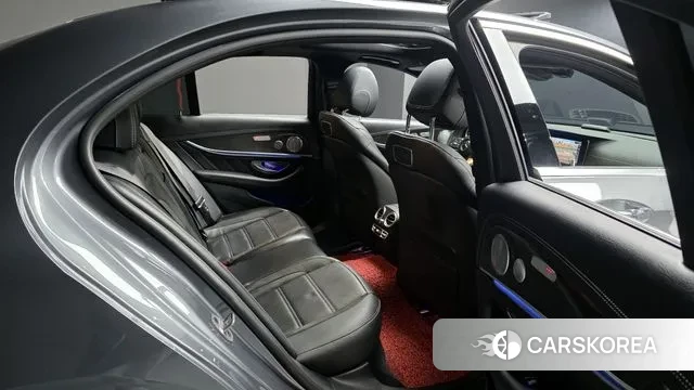 Mercedes-Benz E-Class W213 2020 Серый из Кореи, фото 3