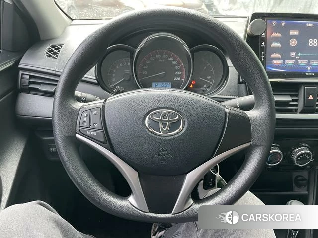 Toyota Vios 2022 Белый из Китая, фото 3