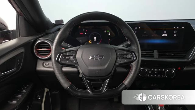 Chevrolet (GM Daewoo) Trax Crossover 2024 Красный из Кореи, фото 3