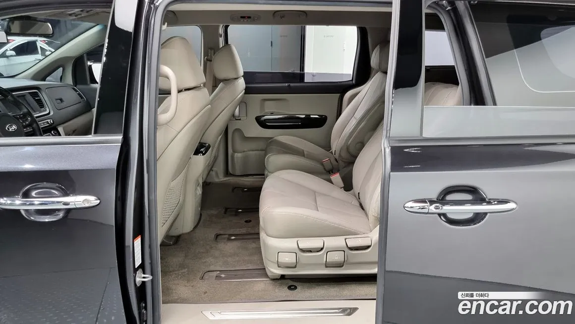 Kia The New Carnival 2019 Серый из Кореи, фото 3