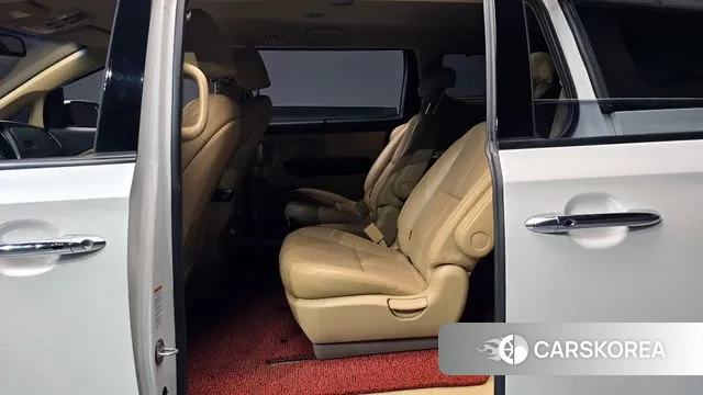 Kia The New Carnival 2019 Белый из Кореи, фото 3