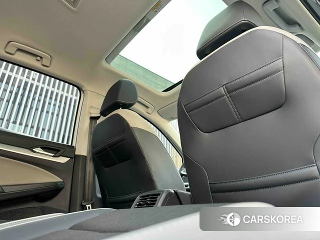 Volkswagen Golf 2022 Белый из Китая, фото 3