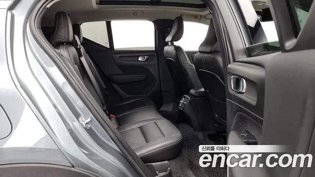 Volvo XC40 id 2719433 из Кореи 3