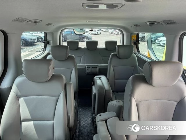 Hyundai The New Grand Starex 2021 Желтый из Кореи, фото 3