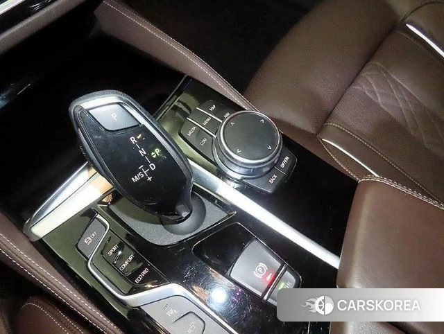 BMW 5 Series (G30) 2020 Белый из Кореи, фото 3