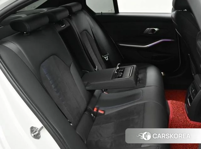 BMW 3 Series (G20) 2022 Белый из Кореи, фото 3