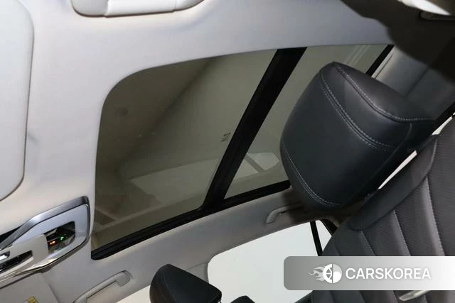 BMW 5 series 2021 Черный из Китая, фото 3