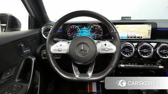 Mercedes-Benz A-Class W177 2021 Белый из Кореи, фото 3