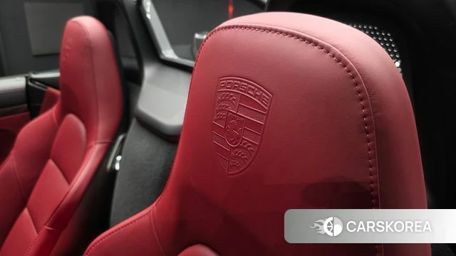 Porsche 718 Boxster 2024 Светло-серебряный цвет из Кореи, фото 3