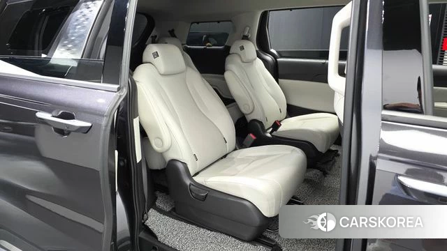 Kia Carnival 4th generation 2023 Серый из Кореи, фото 3