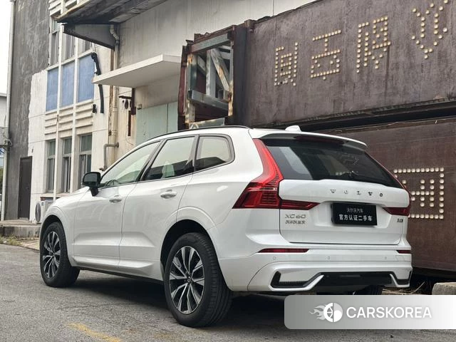 Volvo XC60 2025 Белый из Китая, фото 3