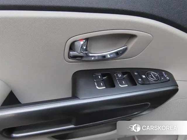 Kia The New Carnival 2018 Белый из Кореи, фото 3