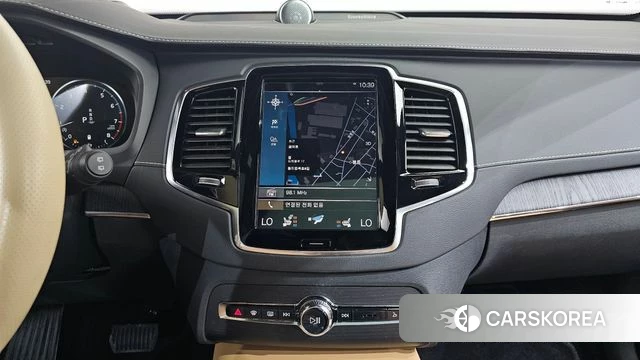 Volvo XC90 second Generation 2021 Белый из Кореи, фото 3