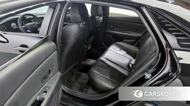 Hyundai Avante (CN7) 2022 Черный из Кореи, фото 3