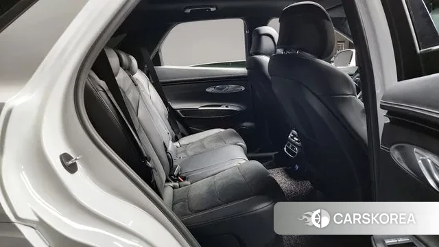 Genesis GV70 2023 Белый из Кореи, фото 3