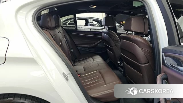 BMW 5 Series (G30) 2020 Белый из Кореи, фото 3