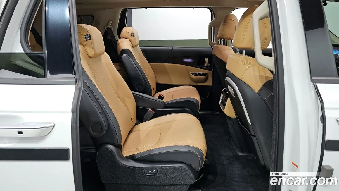 Kia Carnival 4th generation 2022 Белый из Кореи, фото 3