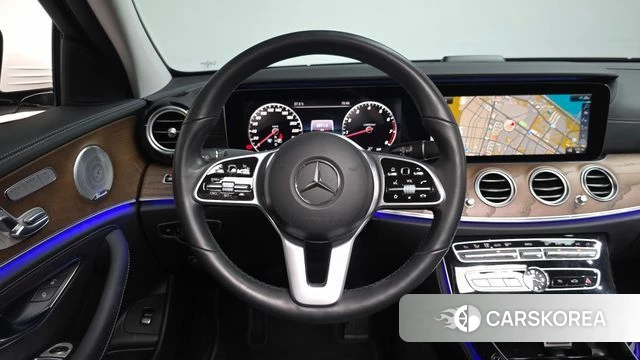 Mercedes-Benz E-Class W213 2020 Белый из Кореи, фото 3
