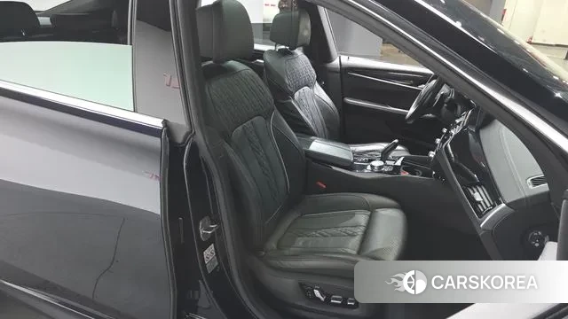 BMW 6 Series GT (G32) 2021 Черный из Кореи, фото 3