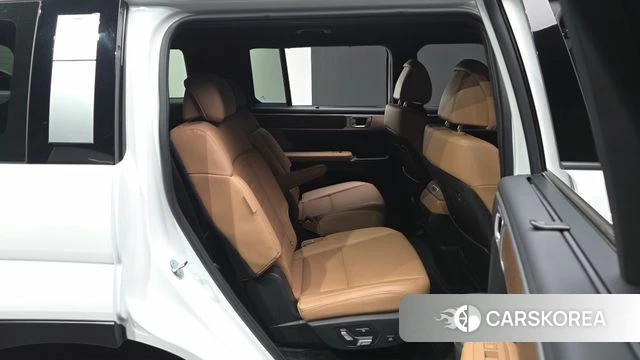 Hyundai Santa Fe (MX5) 2023 Белый из Кореи, фото 3